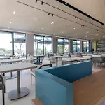 Light 4* Ksamil