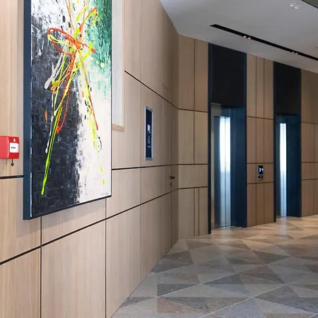 Light Ξενοδοχείο 4*