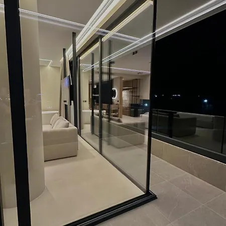 Ξενοδοχείο Light 4*